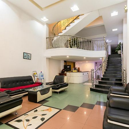 Oyo 373 Habana Hotel Хошимин Екстериор снимка