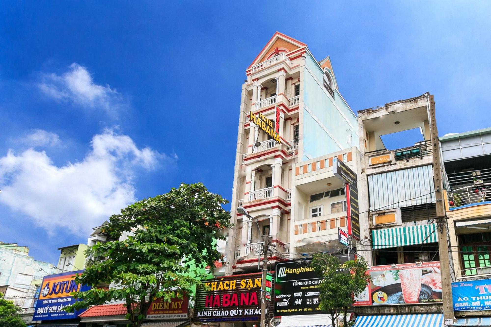 Oyo 373 Habana Hotel Хошимин Екстериор снимка